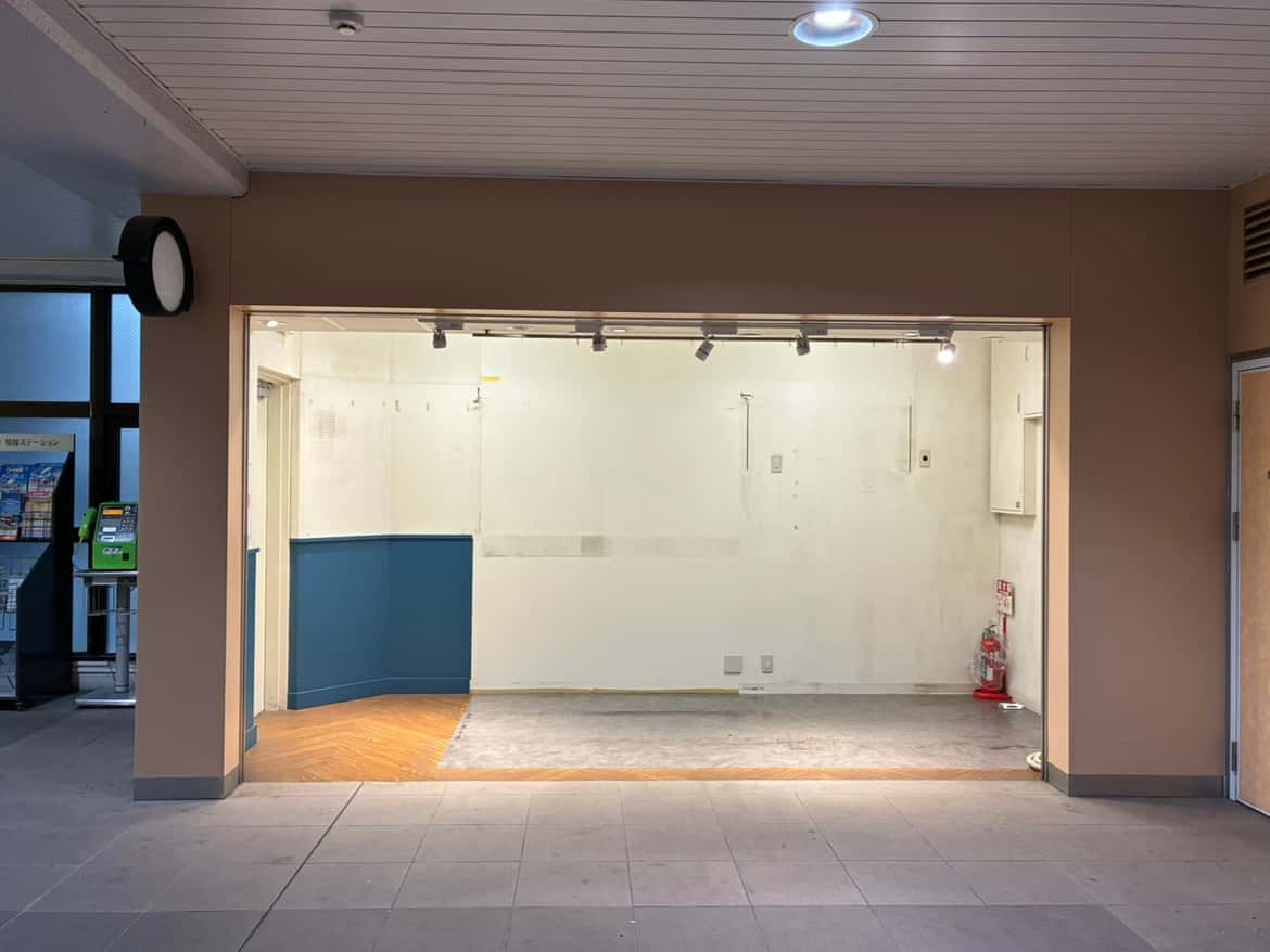 京急鶴見駅改札外区画(3坪)